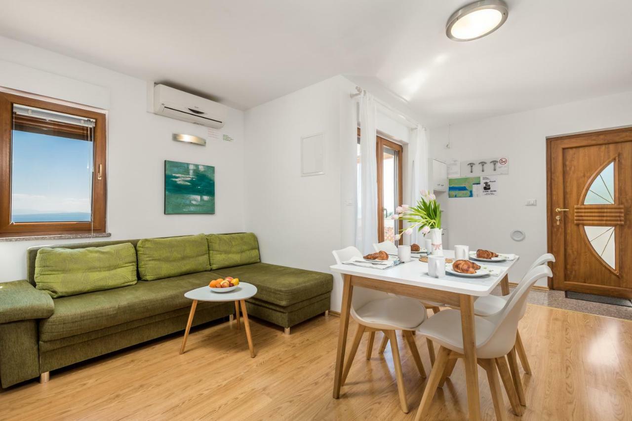 Apartments Davor Moscenicka Draga Exterior photo
