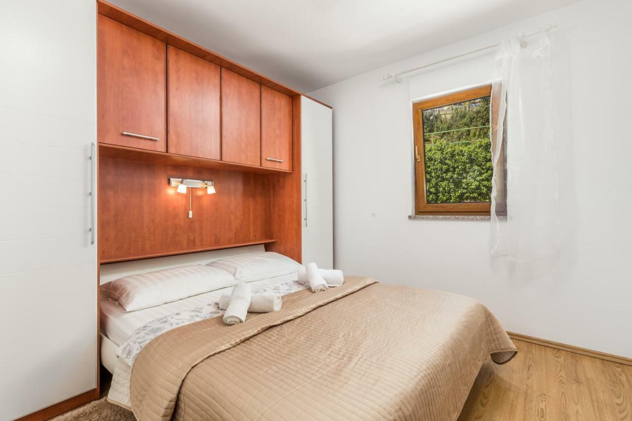 Apartments Davor Moscenicka Draga Exterior photo
